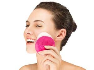 فواید پاکسازی پوست