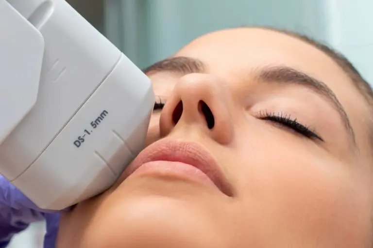 پاکسازی پوست با هایفو